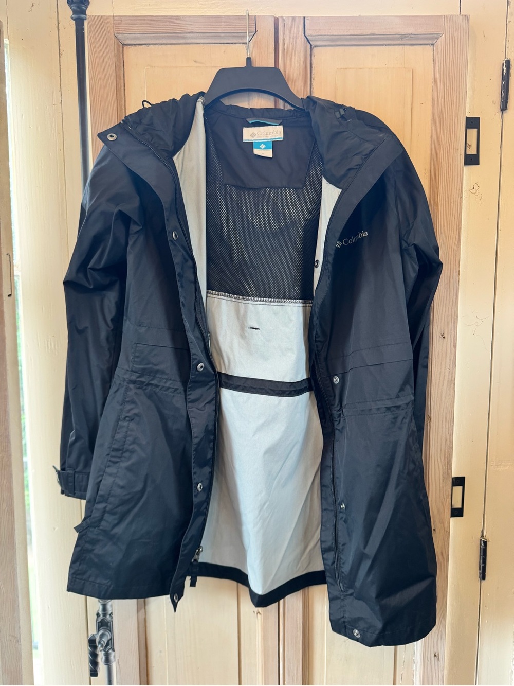 Columbia Black Waterproof Hooded Shell Jacket